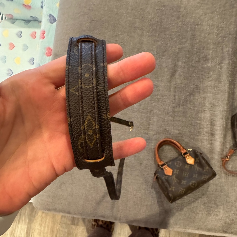 LOUIS VUITTON MINI SPEEDY WITH STRAP AND LOCK/KEY AUTHENTIC - Picture 14 of 16